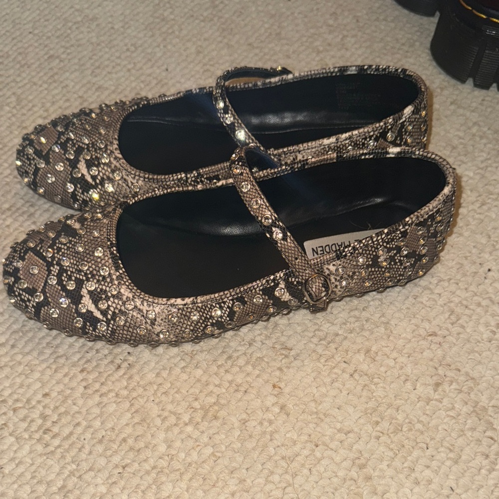 Steve Madden Studded flats - Picture 4 of 5